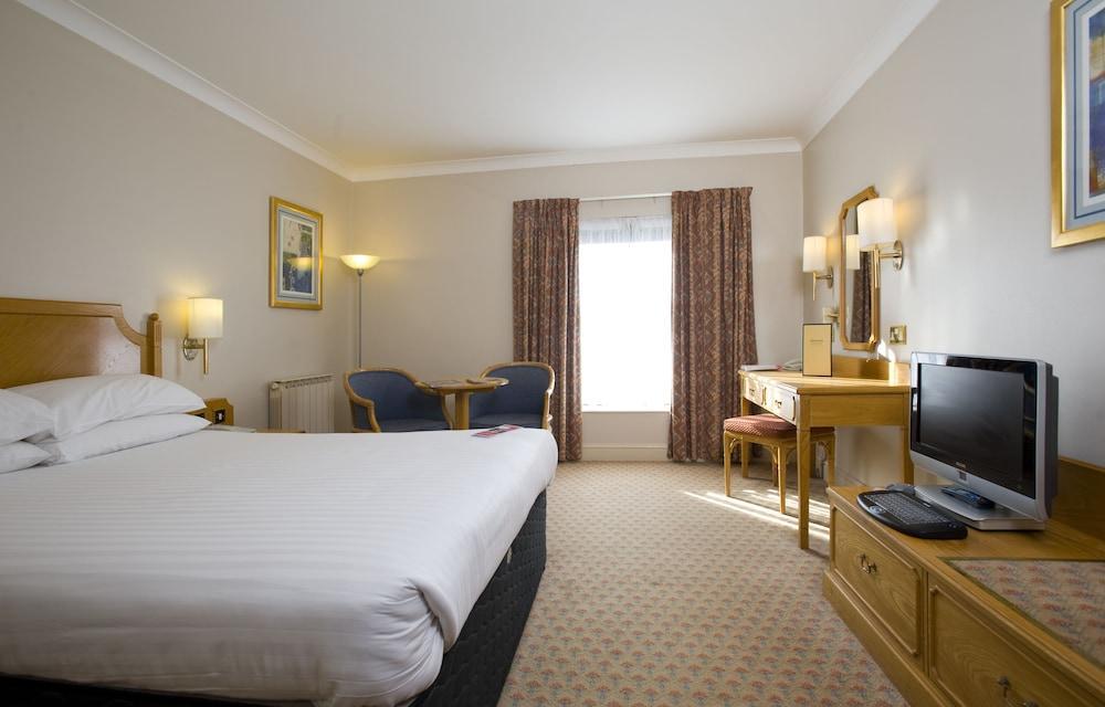 Hogs Back Hotel & Spa Nr Farnham Farnham  Bagian luar foto