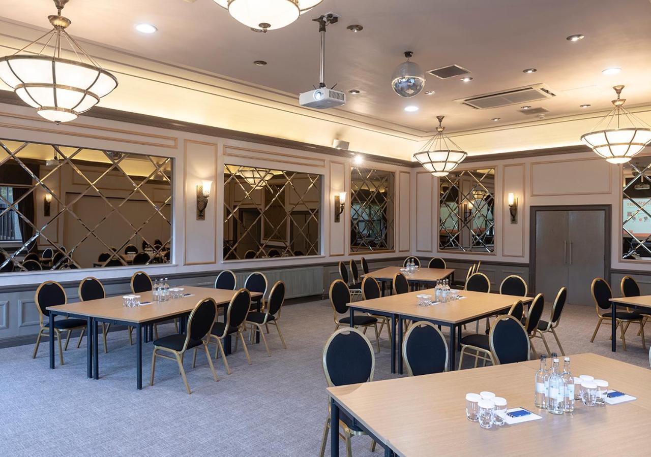 Hogs Back Hotel & Spa Nr Farnham Farnham  Bagian luar foto