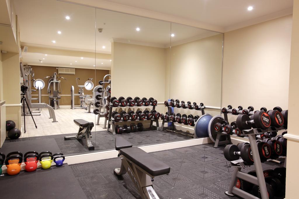 Hogs Back Hotel & Spa Nr Farnham Farnham  Bagian luar foto