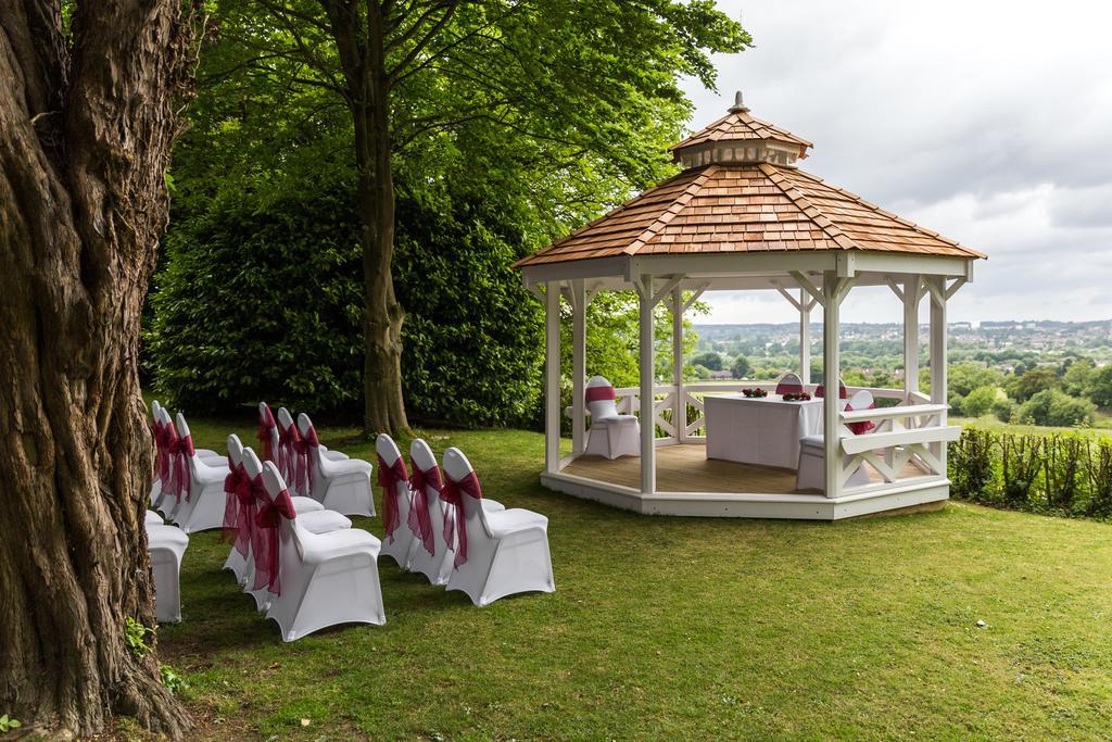 Hogs Back Hotel & Spa Nr Farnham Farnham  Bagian luar foto